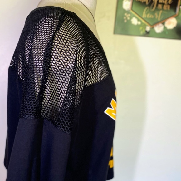 Victorias Secret Pink MU shirt - Picture 2 of 15